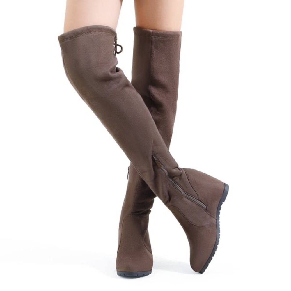 NWOT Dream Pairs Leggy Boots
